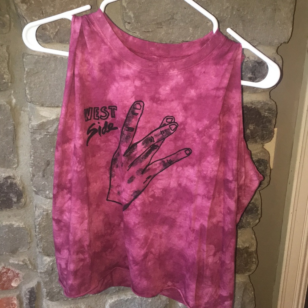 Cut off t-shirt
